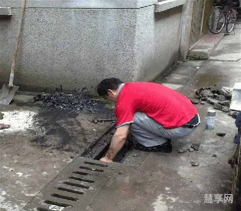管道结冰怎么解冻疏通(室外下水管道冻了怎么办)