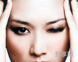 额头纹怎么去掉(眉间纹去除最好的方法)