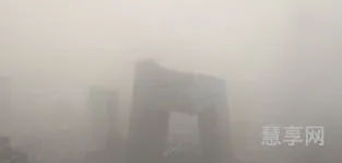 霾和雾的区别(区分雾和霾最大的特征是)
