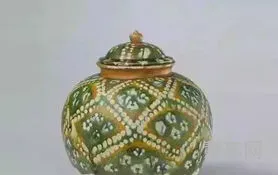 唐三彩的基本釉色(唐三彩脸上没有釉色)