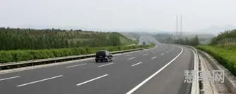 我国第一条高速公路(第一条高速是沈大还是沪嘉)
