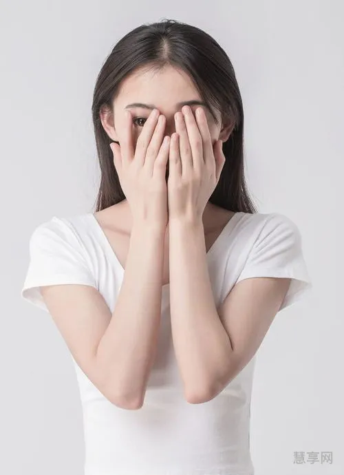 为什么男生都想睡前任(女生会把隐私透露给异性朋友)