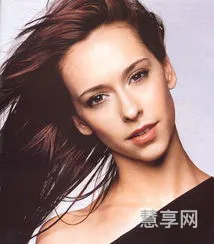 詹妮弗洛芙海维特(詹妮弗燕尾服)