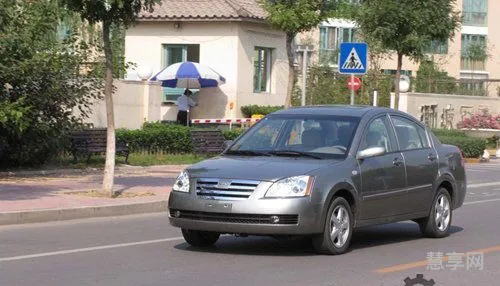 家庭用经济型轿车(家用什么车最经济实惠)