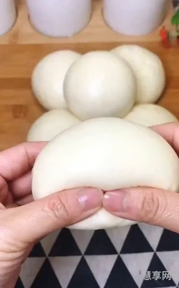 自己在家做馒头的详细方法(馒头发酵过程图片)