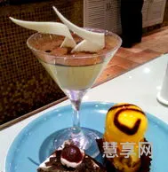 提拉米苏是什么(提拉米苏和蛋糕的区别)