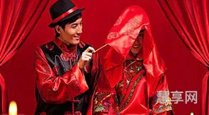 中式婚礼礼服有几种(礼服有哪几种类型)
