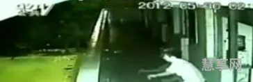 梦游跳楼死亡(梦游坠楼的特征)
