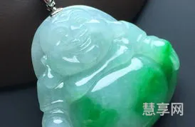 玉和翡翠什么区别(玉和翡翠是一个东西吗)