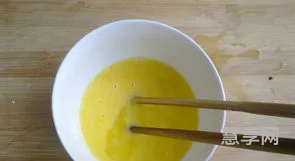 微波炉煮鸡蛋(生鸡蛋用微波炉怎么弄熟)