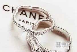 结婚戒指怎么戴(结婚后钻戒应该戴在哪个手指)