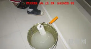 换墙纸时墙面如何处理(旧墙贴壁纸怎么处理)