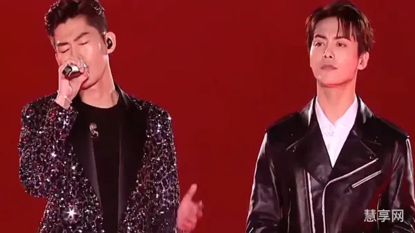 张翰和郑爽同台演唱(张翰郑爽跨年会一起吗)