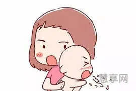 宝宝吐奶严重怎么办(宝宝吐奶很厉害怎么缓解)