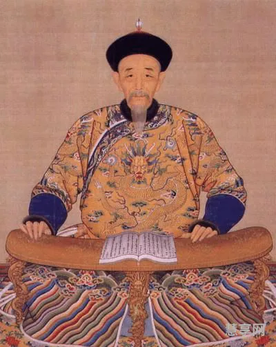 康熙皇帝的皇后(康熙最爱的三位女人)