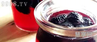 一斤桑葚泡几斤白酒(桑葚泡酒的正确方法)