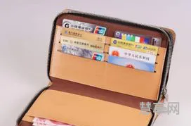 钱包什么颜色的好(钱包哪个颜色最聚财)