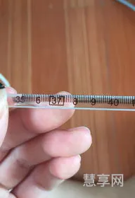 水银温度计怎么看图解(看温度计的正确方法图片)