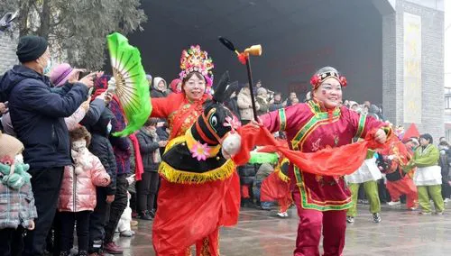 元旦的风俗有哪些(1月1日元旦的风俗是什么)