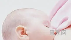 婴儿吐奶怎么回事(婴儿吐奶的解决方法)