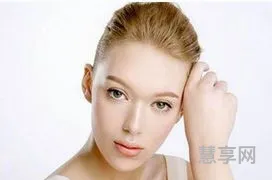 女人怎样保养皮肤(女生保养皮肤的小常识)