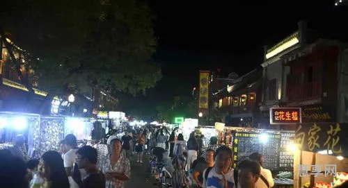 夜市最早出现在(夜市起源于哪个朝代)