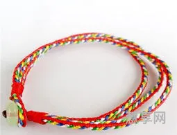 端午节带五彩绳有什么说法(端午节五彩绳不扔行吗)