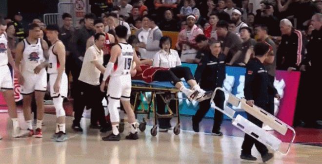 山东新援斯蒂尔首秀难救主 山西力克对手终结两