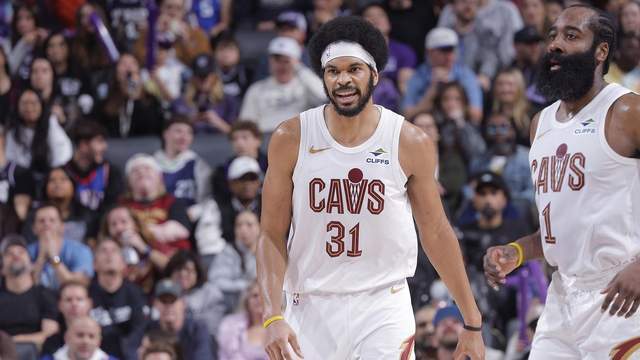 哈登交易骑士冲击季后赛 韦德回应争议引热议