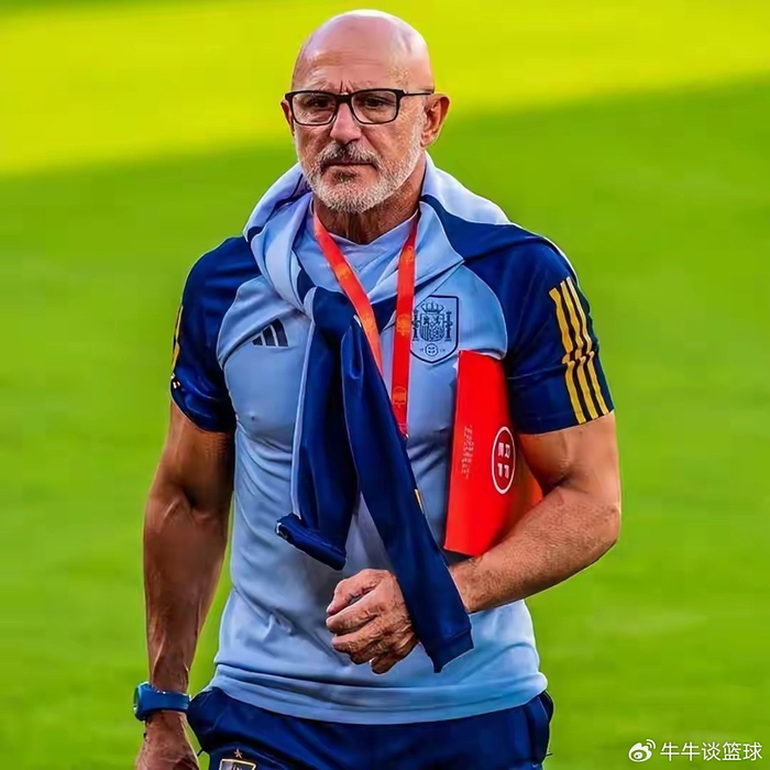 西班牙友谊赛3-0横扫塞尔维亚 露出世界杯阵容深