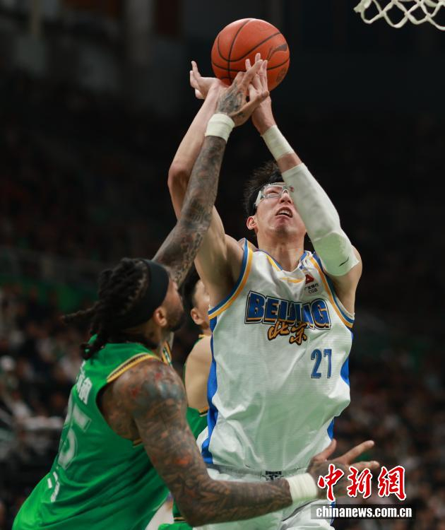 辽宁本钢主场不敌北京北汽 周琦关键表现引关注