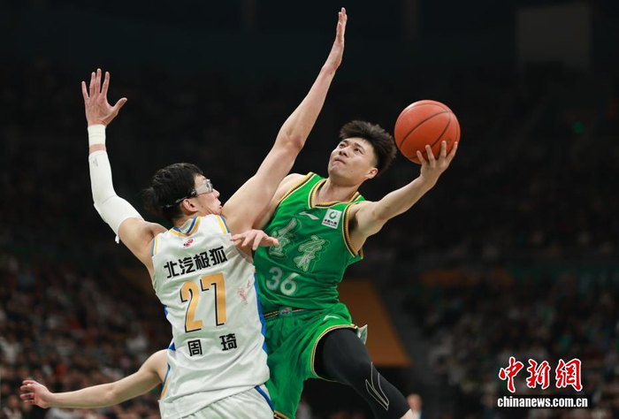 辽宁本钢主场不敌北京北汽 周琦关键表现引关注