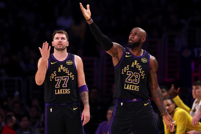 湖人常规赛战绩稳居西部第四 将迎战火箭队