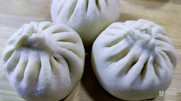 如何把包子做的松软(包子如何发面才松软)