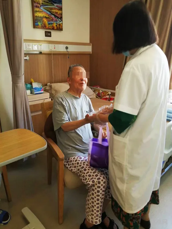 上海养老院可以探视吗2021(上海15号线)