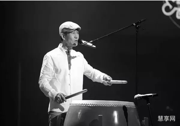 赵牧阳参加中国好声音(窦唯助演赵牧阳好歌曲)