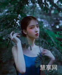 人像摄影摆姿(人像摆姿100例)